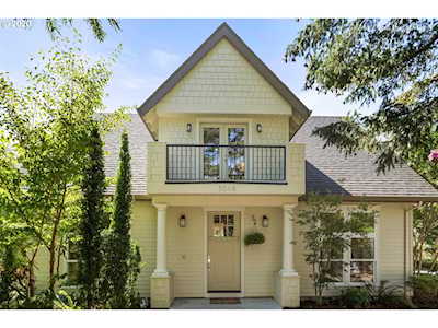 5048 SW Florida St Portland, OR 97219