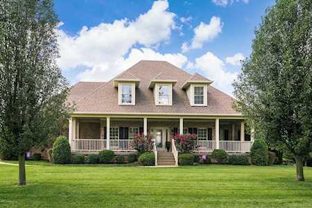 1102 Overview Ct Goshen, KY 40026