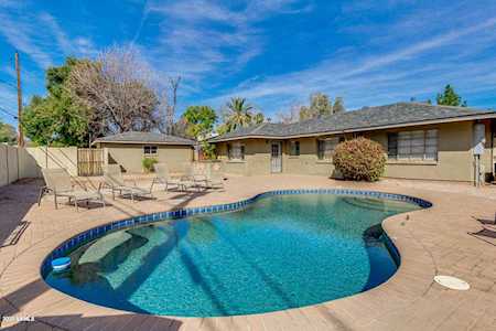 325 E Broadway Road Tempe, AZ 85282