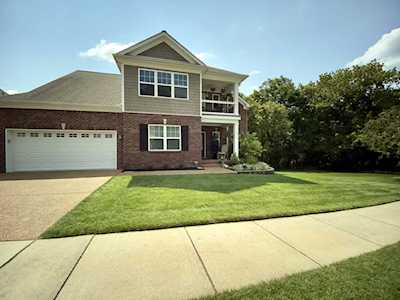 2053 Sherbrooke Ln Nashville, TN 37211