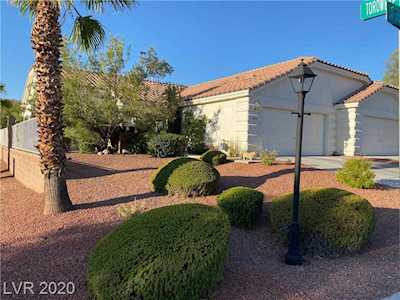 9975 Oak Creek Canyon Ave Las Vegas, NV 89147