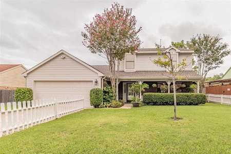 1214 Eaton Lane Grapevine, TX 76051