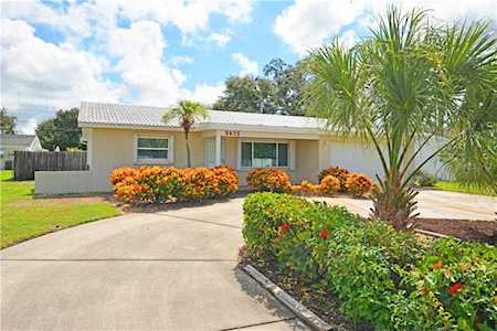 9835 Antilles Dr Seminole, FL 33776
