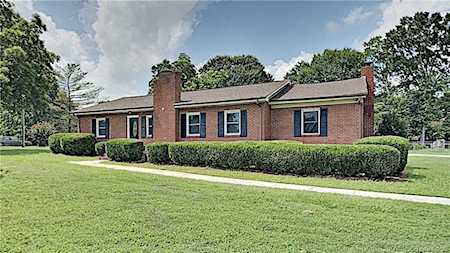 122 Mellwood Dr Charlotte, NC 28214