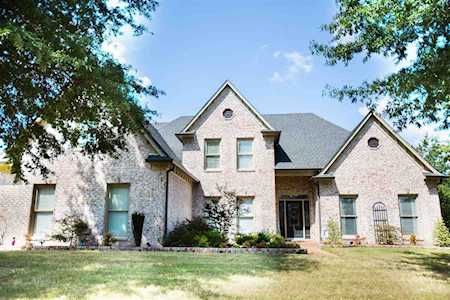 1154 Cypress Wells Dr Collierville, TN 38017