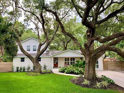 668 Port Circle Charleston, SC 29412