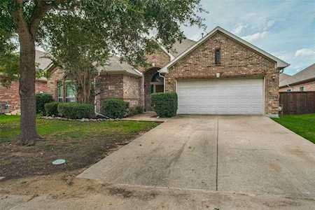 8433 Cain River Drive Frisco, TX 75035