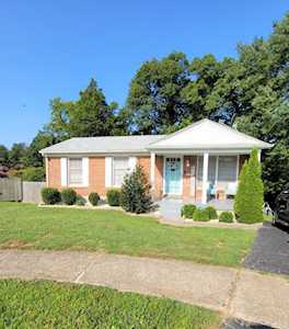 11604 Chasewood Ct Louisville, KY 40229