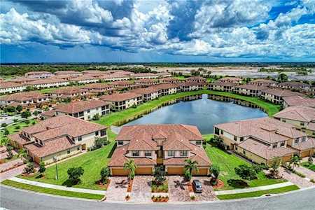 20221 Ragazza CIRCLE #201 Venice, FL 34293