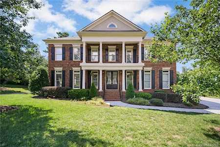 11119 Highcrest Dr Huntersville, NC 28078