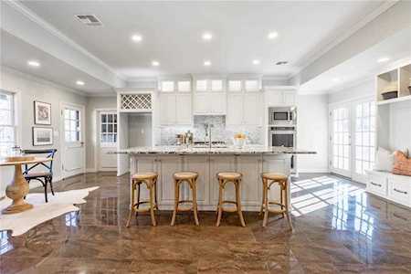 8216 NW 13th St Oklahoma City, OK 73127