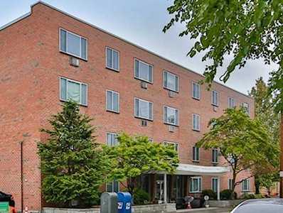 50 Green St #209 Brookline, MA 02446