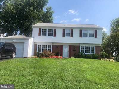 2407 Kelford Ln Bowie, MD 20715