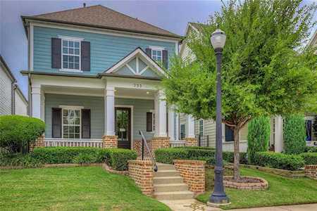 733 S Coppell Road Coppell, TX 75019