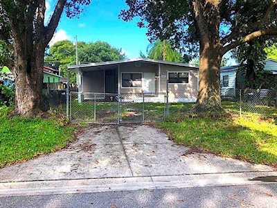 1218 Selma Ave Orlando, FL 32825