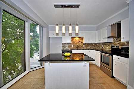 205 World of Tennis Sq #C-153 Lakeway, TX 78738