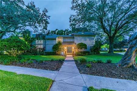 4306 Carrollwood Village Dr Tampa, FL 33618