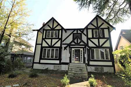 3214 W 36th Avenue Vancouver, BC V6N 2R7