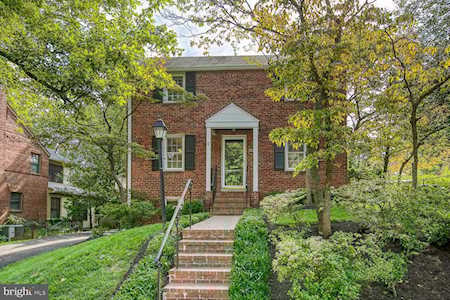 1023 Manchester St Arlington, VA 22205