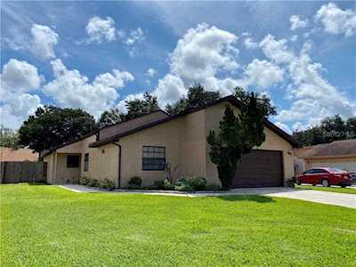 542 Market SQUARE W Lakeland, FL 33813