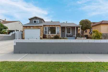5438 Whitewood Avenue Lakewood, CA 90712