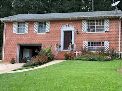 6431 Birch Glend Dr Norcross, GA 30093