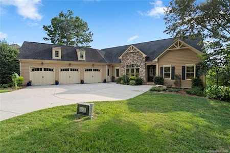 1429 Winged Foot Dr Denver, NC 28037