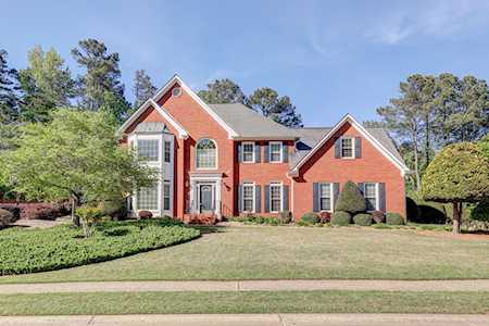 4432 Derwent Dr NE Roswell, GA 30075