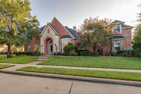 6073 Dripping Springs Drive Frisco, TX 75034