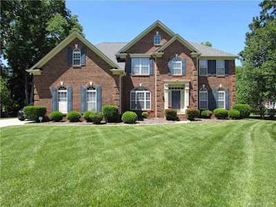 16040 Agincourt Dr Huntersville, NC 28078
