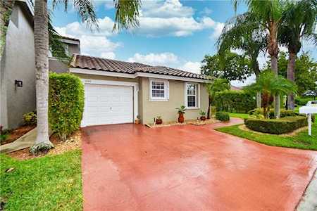 5646 NW 117th Av #5646 Coral Springs, FL 33076