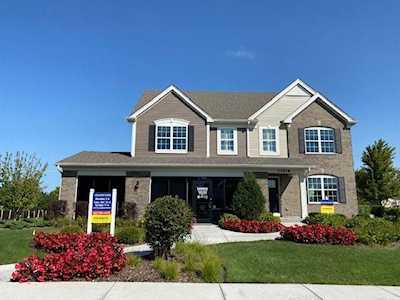 13528 Arborview Circle Plainfield, IL 60585