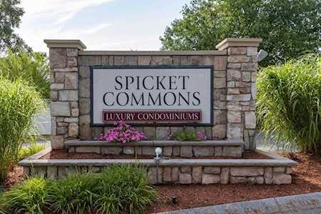 19 Hampshire Rd #305 Methuen, MA 01844