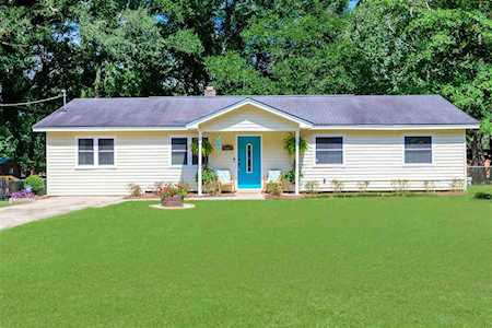6109 Huckleberry Ln Tallahassee, FL 32303