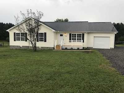 11445 Martin Ln Bon Aqua, TN 37025