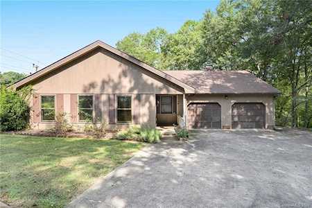 507 N Hawthorne St Mount Holly, NC 28120