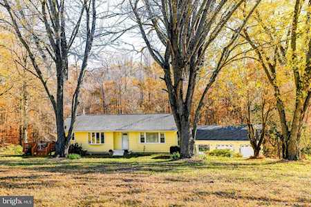 5611 Stephen Reid Rd Huntingtown, MD 20639