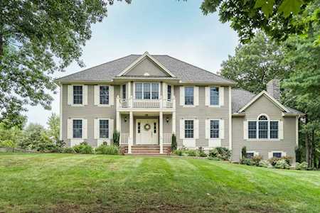 64 Notre Dame Road Bedford, MA 01730