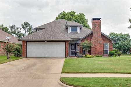 1902 Wood Meadow Drive Grapevine, TX 76051