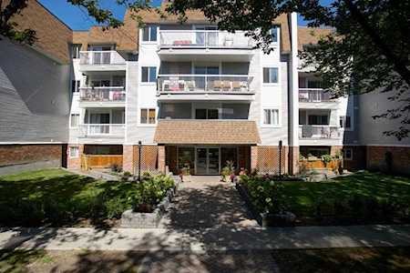 540 18 Ave SW #202 Calgary, AB T2S 0C5