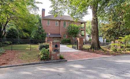 1197 Standard Dr Brookhaven, GA 30319