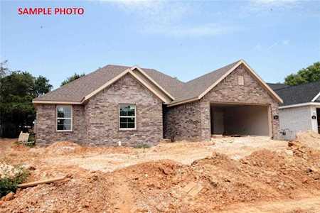 3262 Summer View Ave Springdale, AR 72764