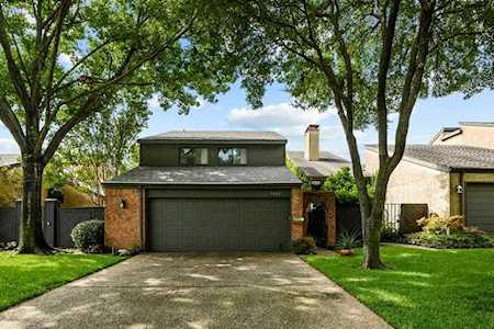 9822 Baseline Drive Dallas, TX 75243