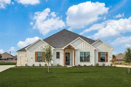 1330 Oliver Creek Lane Justin, TX 76247