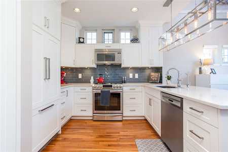 1819 Creelman Avenue Vancouver, BC V6J 1B7