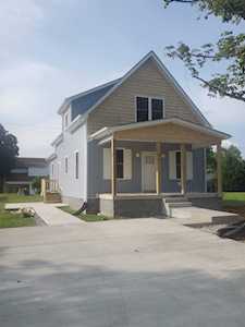 502 Church St Dickson, TN 37055