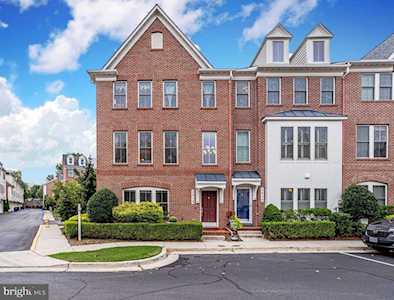 2618 Kenmore Ct Arlington, VA 22206