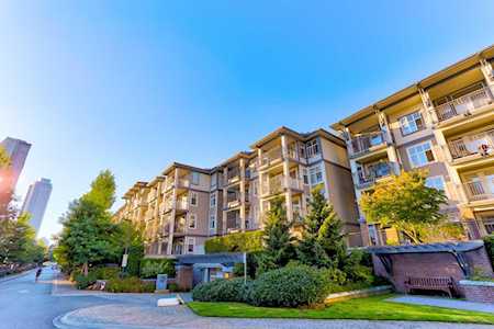 4833 Brentwood Drive #210 Burnaby, BC V5C 0C3