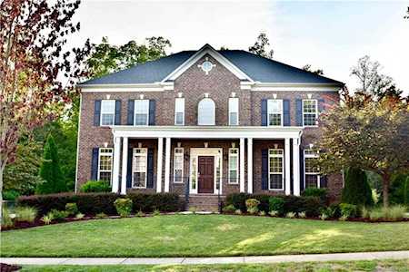 9160 Kensington Forest Dr Harrisburg, NC 28075