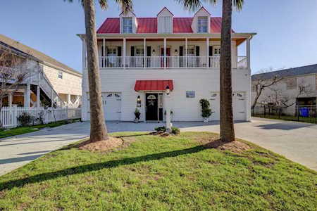 204 Virginia Avenue Carolina Beach, NC 28428